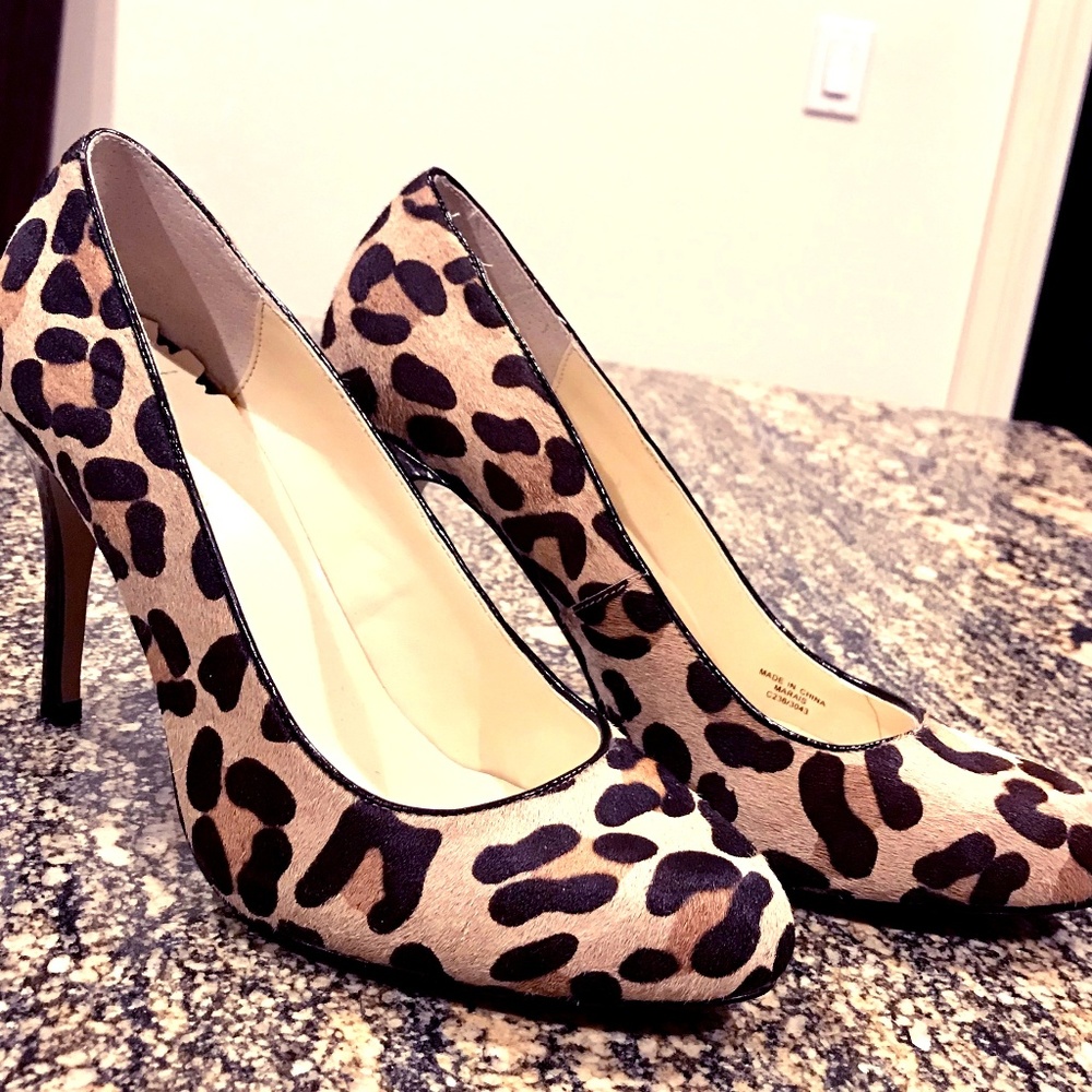 Leopard print Max Studio heels